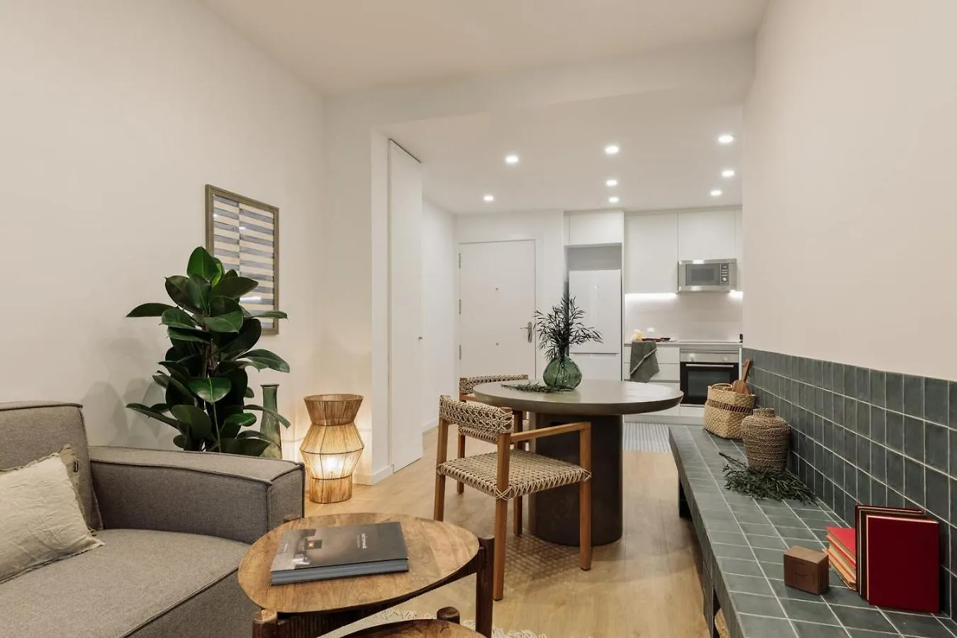 Апартаменты Cetara - 2 Bedrooms, Balcony And Terrace In Ciutat Vella Барселона Испания