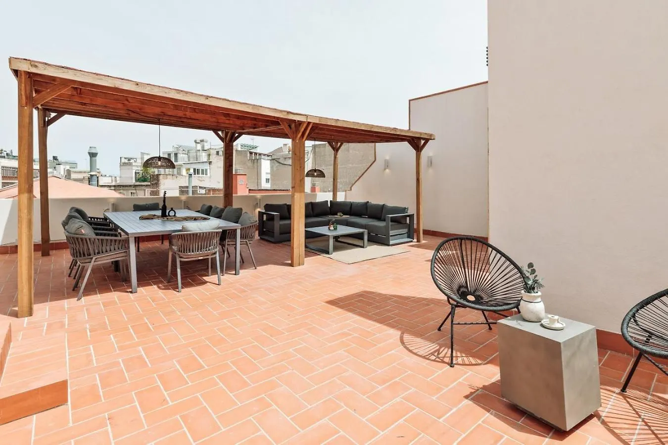 Cetara - 2 Bedrooms, Balcony And Terrace In Ciutat Vella Barcelona Apartment